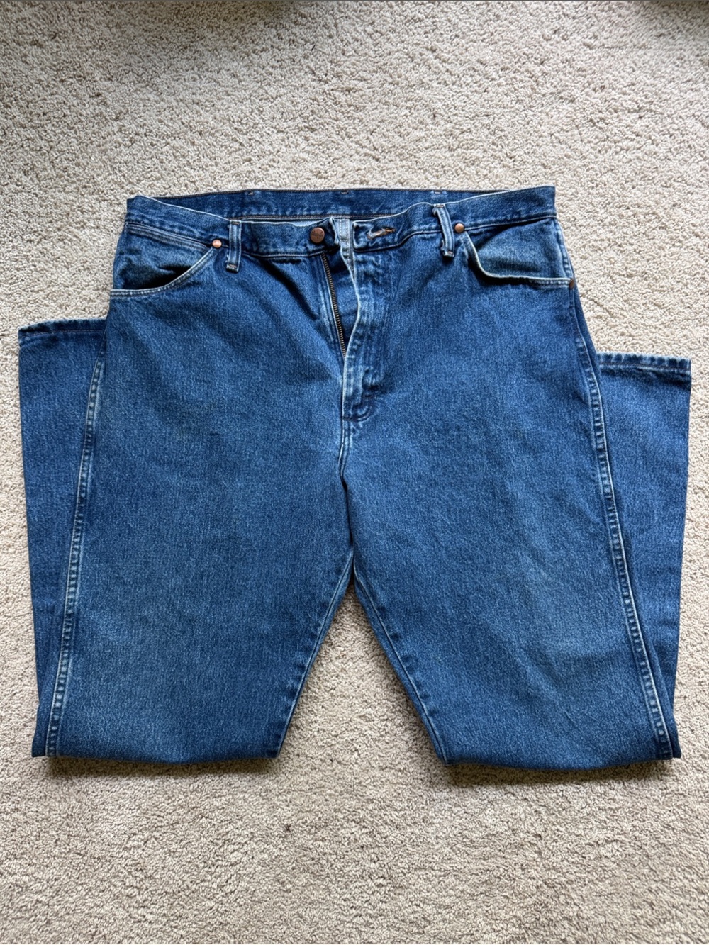 Wrangler Men's Dark Blue Relaxed Fit Jeans